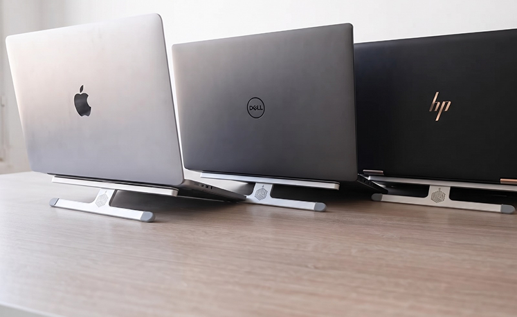 Recyclable laptop stands